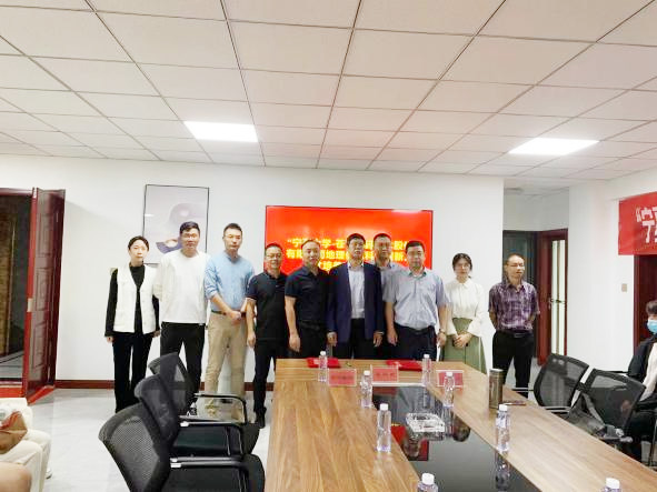 寧夏大學-蒼穹數碼“地理信息科學創(chuàng)新人才培養(yǎng)實踐基地”簽約及揭牌儀式成功舉辦！